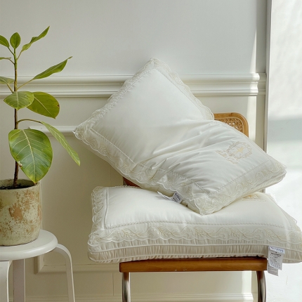 91家纺网 家纺一手货源 找家纺 高端芭蕾女孩轻奢刺绣软枕芯 酒店护颈椎助眠家用单人枕头单只装