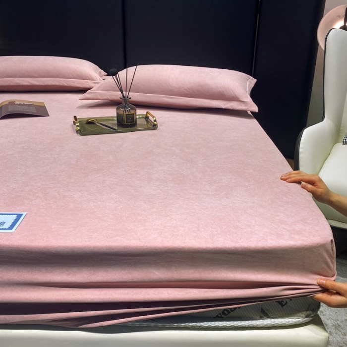91家纺网 家纺一手货源 找家纺 豪选 新款高端贡缎锦棉床笠单层两面用防尘冰丝床罩床垫套 粉