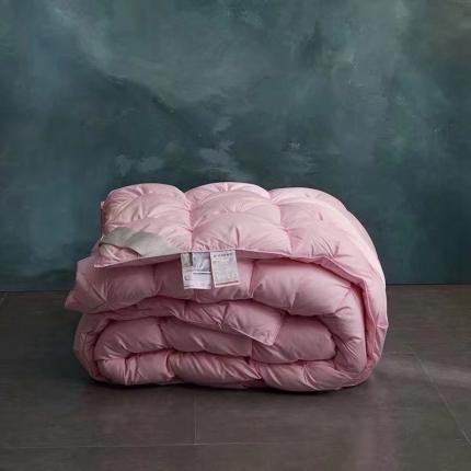 91家纺网 家纺一手货源 找家纺 （总）金麦家纺 2022新款水洗白鹅绒扭花款羽绒被（可定制）