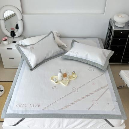 91家纺网 家纺一手货源 找家纺 昔可 2022新款大版数码水洗冰沐丝凉席 幸运花链蓝