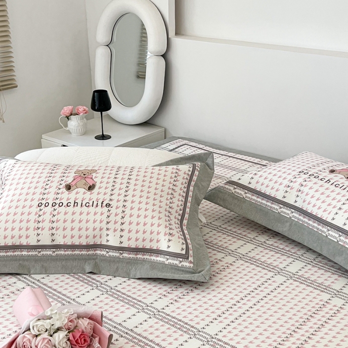 91家纺网 家纺一手货源 找家纺 昔可 2022新款大版数码水洗冰沐丝凉席 可可熊粉