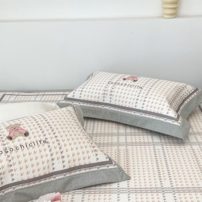 91家纺网 家纺一手货源 找家纺 昔可 2022新款大版数码水洗冰沐丝凉席 可可熊米