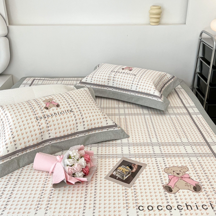 91家纺网 家纺一手货源 找家纺 昔可 2022新款大版数码水洗冰沐丝凉席 可可熊米