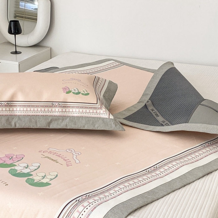 91家纺网 家纺一手货源 找家纺 昔可 2022新款大版数码水洗冰沐丝凉席 铃兰季节米