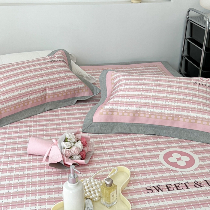 91家纺网 家纺一手货源 找家纺 昔可 2022新款大版数码水洗冰沐丝凉席 香香四叶花粉