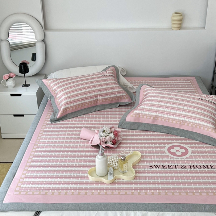 91家纺网 家纺一手货源 找家纺 昔可 2022新款大版数码水洗冰沐丝凉席 香香四叶花粉