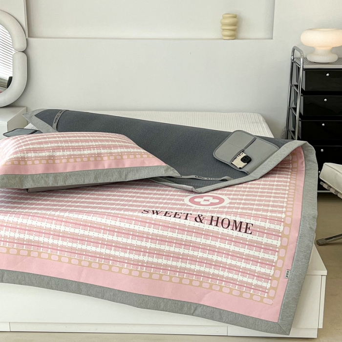 91家纺网 家纺一手货源 找家纺 昔可 2022新款大版数码水洗冰沐丝凉席 香香四叶花粉