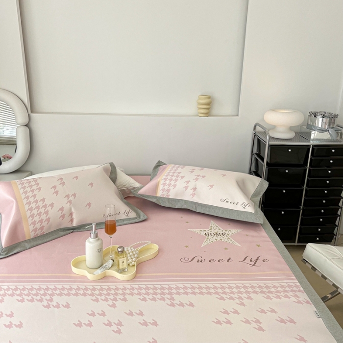 91家纺网 家纺一手货源 找家纺 昔可 2022新款大版数码水洗冰沐丝凉席 星光闪闪粉