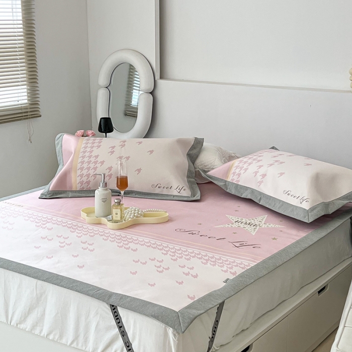 91家纺网 家纺一手货源 找家纺 昔可 2022新款大版数码水洗冰沐丝凉席 星光闪闪粉