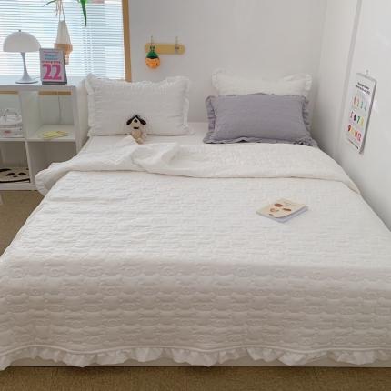 91家纺网 家纺一手货源 找家纺 （总）六巷胡同 2023新款ins小熊床盖夏被四件套