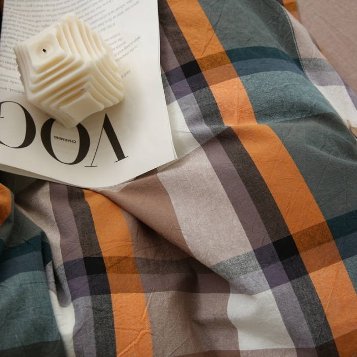 91家纺网 家纺一手货源 找家纺 榻尚家居 2023新款经典田园格子色织水洗棉四件套系列 华沙（棕绿）