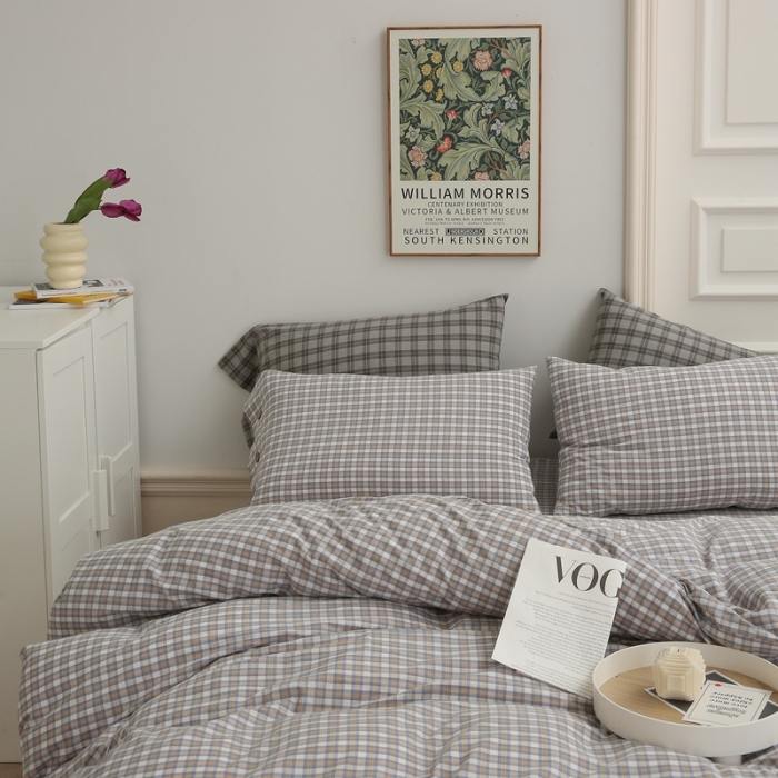 91家纺网 家纺一手货源 找家纺 榻尚家居 2023新款经典田园格子色织水洗棉四件套系列 沐色（黄灰）