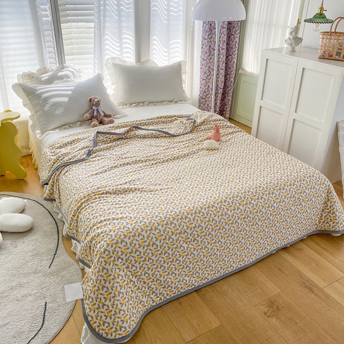 91家纺网 家纺一手货源 找家纺 梦享生活家居 2022新款针织棉卡通大豆夏被 春语