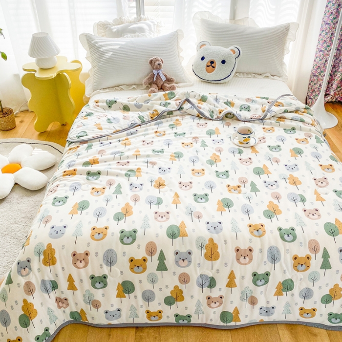 91家纺网 家纺一手货源 找家纺 梦享生活家居 2022新款针织棉卡通大豆夏被 萌萌熊