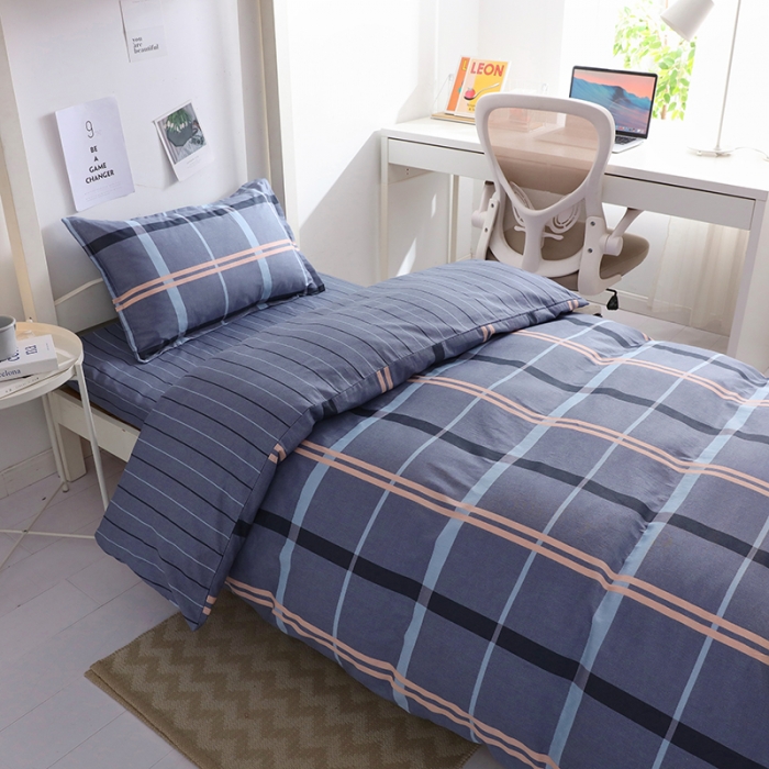 91家纺网 家纺一手货源 找家纺 牛魔王 2022新款12868大学生全棉三件套羽丝棉六件套 条纹之旅