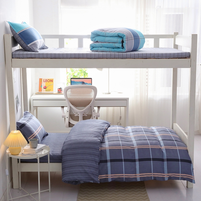 91家纺网 家纺一手货源 找家纺 牛魔王 2022新款12868大学生全棉三件套羽丝棉六件套 条纹之旅