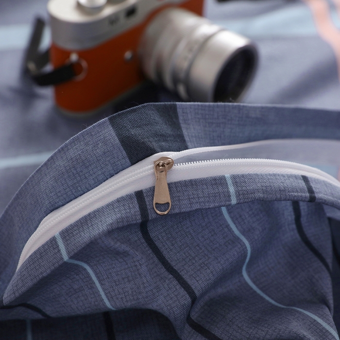 91家纺网 家纺一手货源 找家纺 牛魔王 2022新款12868大学生全棉三件套羽丝棉六件套 条纹之旅