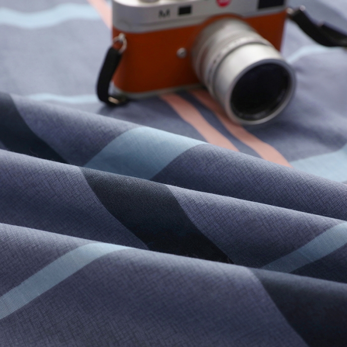 91家纺网 家纺一手货源 找家纺 牛魔王 2022新款12868大学生全棉三件套羽丝棉六件套 条纹之旅