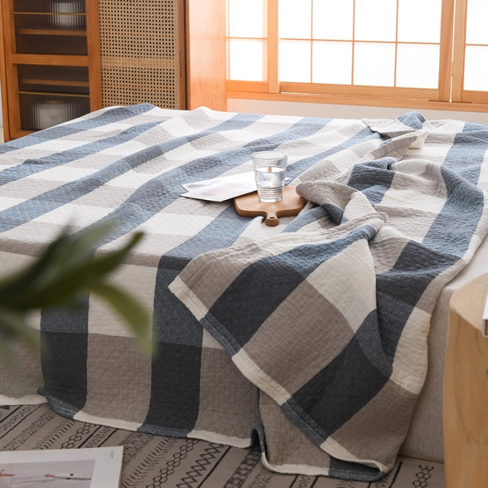 91家纺网 家纺一手货源 找家纺 雯雨 2022新款无印风纱布毛巾被夏被直播 复古大格兰