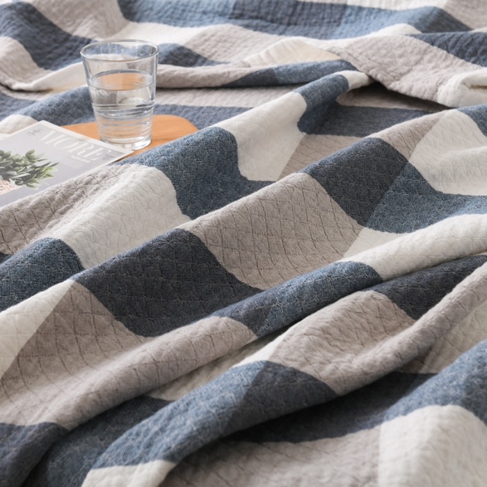 91家纺网 家纺一手货源 找家纺 雯雨 2022新款无印风纱布毛巾被夏被直播 复古大格兰