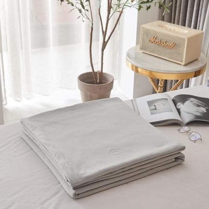 91家纺网 家纺一手货源 找家纺 简煦家居 2025新款纯色凉感全棉夏被夏凉被被子空调被 浅灰