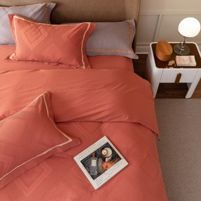 91家纺网 家纺一手货源 找家纺 艾莱2022新款华夫格全棉水洗棉四件套-卡诺凡卡诺凡-海棠红