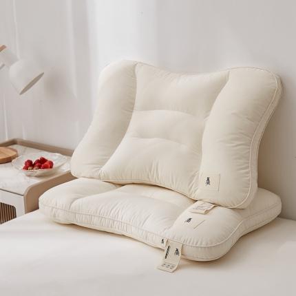 91家纺网 家纺一手货源 找家纺 （总）乐可 2022冉秋-A类原棉母婴五区护睡枕芯-风格一