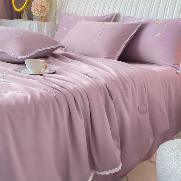 91家纺网 家纺一手货源 找家纺 安妮家居 2022新款水洗真丝夏被四件套 蕾丝浅紫