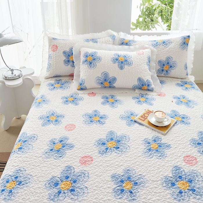 91家纺网 家纺一手货源 找家纺 艾晶美家纺 2022新款磨毛印花夹棉床盖三件套 春天里