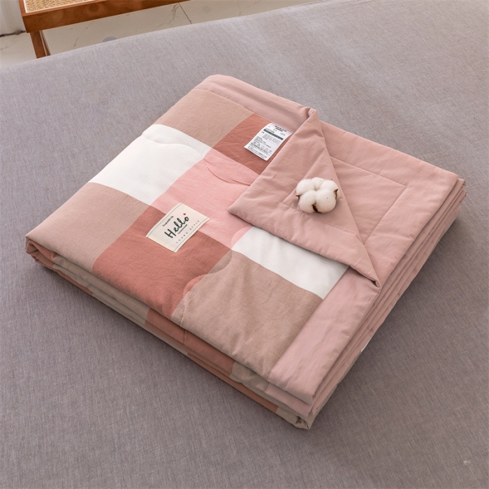 91家纺网 家纺一手货源 找家纺 简色坊 2023新款全棉色织水洗棉夏凉被格子款 优雅格调-蜜粉