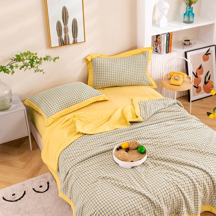 91家纺网 家纺一手货源 找家纺 简色坊 2023新款全棉色织小提花夏凉被小提花 梵西-杏黄