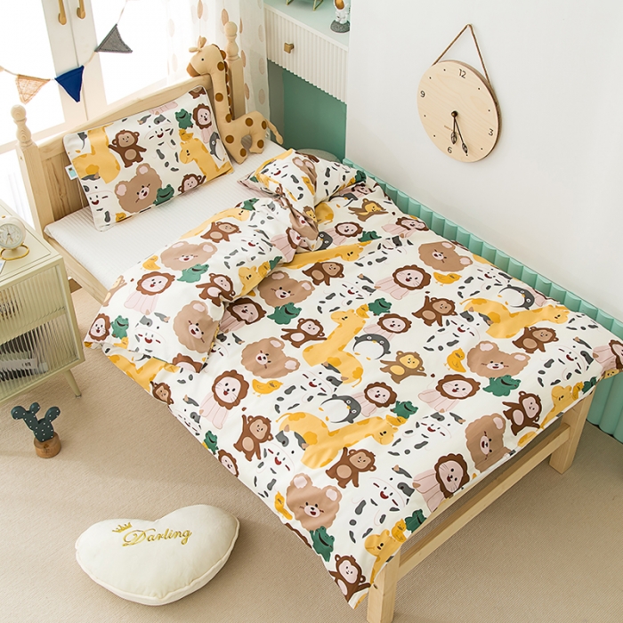 91家纺网 家纺一手货源 找家纺 良佐生活 2022新款60支全棉贡缎儿童被套 奇幻丛林