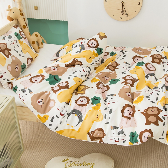 91家纺网 家纺一手货源 找家纺 良佐生活 2022新款60支全棉贡缎儿童被套 奇幻丛林