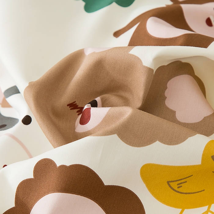 91家纺网 家纺一手货源 找家纺 良佐生活 2022新款60支全棉贡缎儿童被套 奇幻丛林