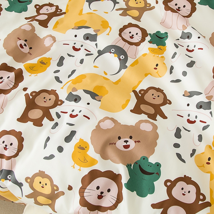 91家纺网 家纺一手货源 找家纺 良佐生活 2022新款60支全棉贡缎儿童被套 奇幻丛林