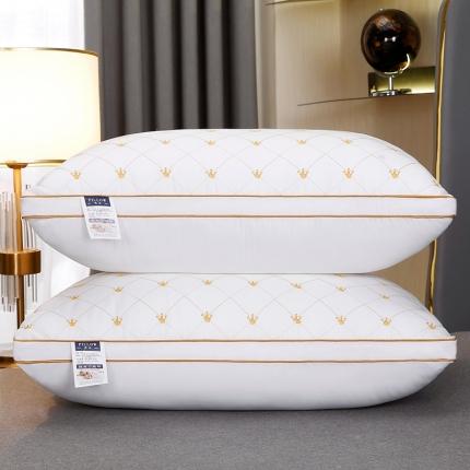 91家纺网 家纺一手货源 找家纺 珍贝立体边皇冠刺绣枕芯枕头护颈枕午睡枕直播款白色立体边：48*74cm