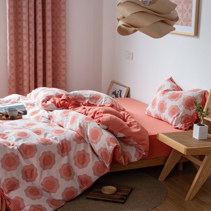 91家纺网 家纺一手货源 找家纺 安莱生活 2022新款双层纱太阳花四件套 太阳花桔红