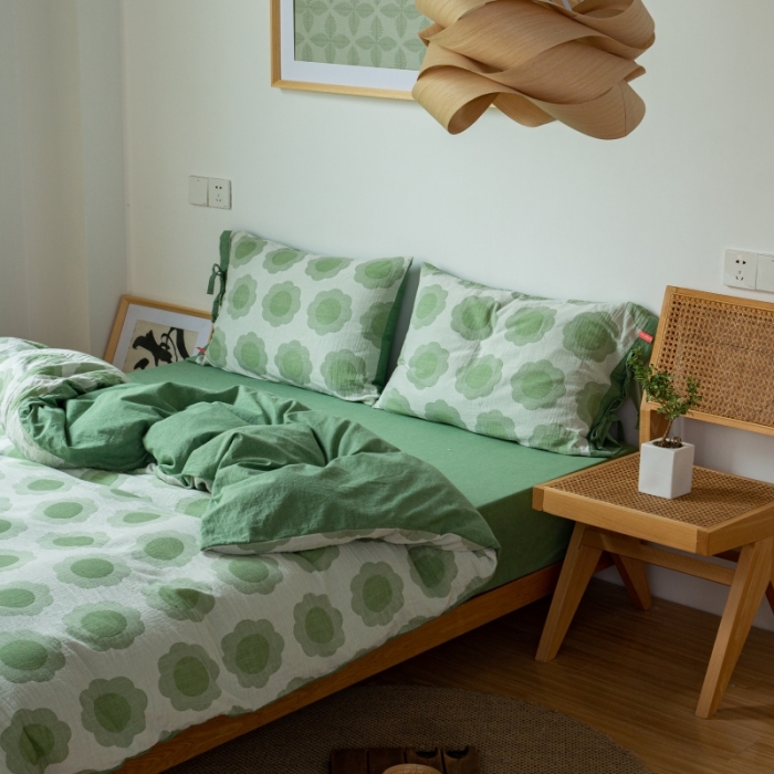 91家纺网 家纺一手货源 找家纺 安莱生活 2022新款双层纱太阳花四件套 太阳花嫩绿