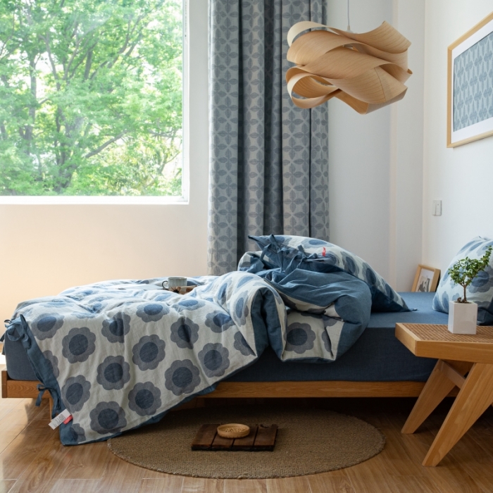 91家纺网 家纺一手货源 找家纺 安莱生活 2022新款双层纱太阳花四件套 太阳花深蓝