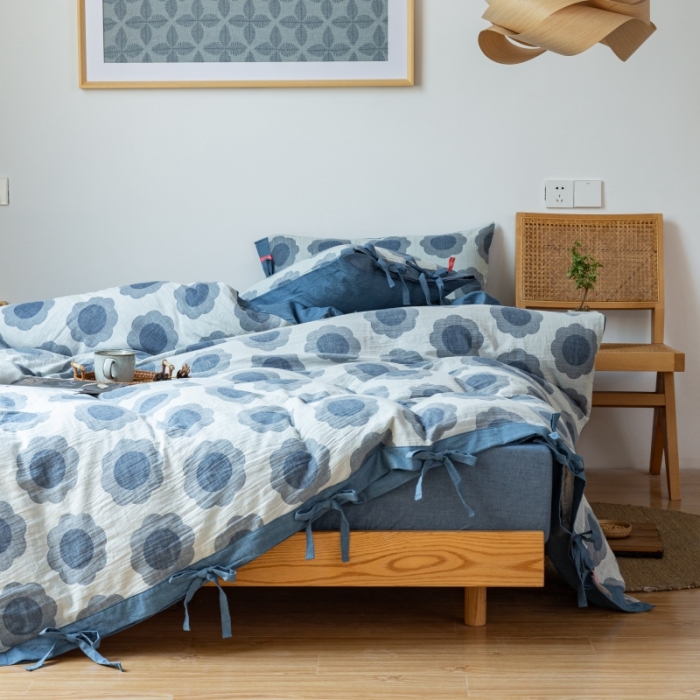 91家纺网 家纺一手货源 找家纺 安莱生活 2022新款双层纱太阳花四件套 太阳花深蓝