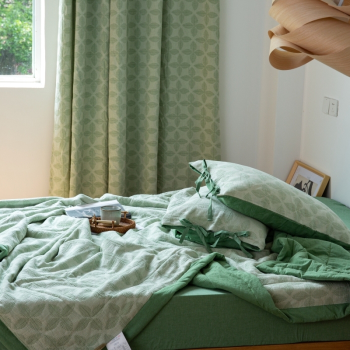 91家纺网 家纺一手货源 找家纺 安莱生活 2022新款双层纱四叶草色织大提花夏被 四叶草嫩绿