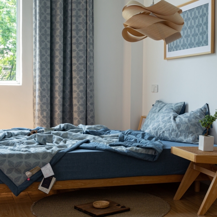 91家纺网 家纺一手货源 找家纺 安莱生活 2022新款双层纱四叶草色织大提花夏被 四叶草深蓝