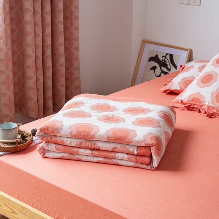 91家纺网 家纺一手货源 找家纺 安莱生活 2022新款双层纱太阳花夏被 太阳花桔红