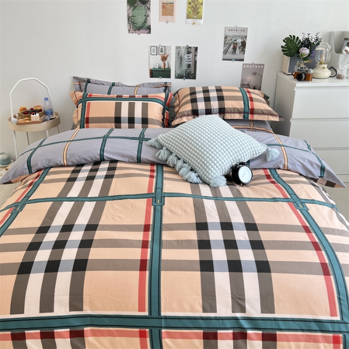 91家纺网 家纺一手货源 找家纺 棉生活 2021新款全棉铂金棉小资系列四件套 经典巴宝利