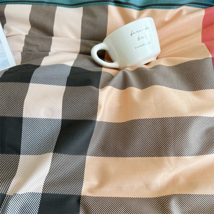 91家纺网 家纺一手货源 找家纺 棉生活 2021新款全棉铂金棉小资系列四件套 经典巴宝利