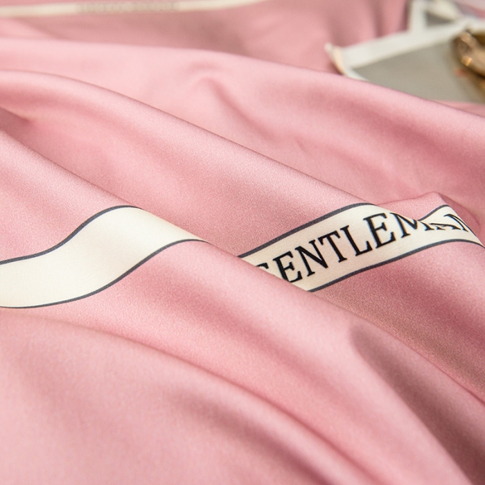 91家纺网 家纺一手货源 找家纺 品乐 2023新100支云锦臻丝高清数码长绒棉四件套 追风粉