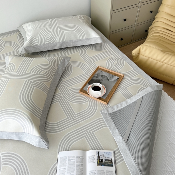 91家纺网 家纺一手货源 找家纺 时年 2022新款水洗冰露丝养生席凉席 爱玛