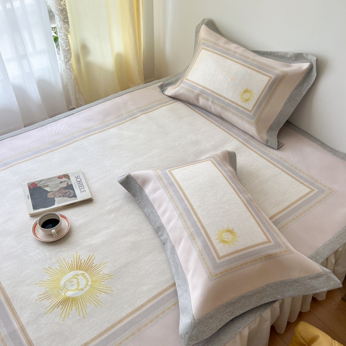 91家纺网 家纺一手货源 找家纺 时年 2022新款水洗冰露丝养生席凉席 小幸运-粉