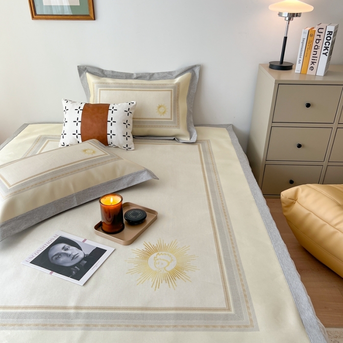 91家纺网 家纺一手货源 找家纺 时年 2022新款水洗冰露丝养生席凉席 小幸运-黄