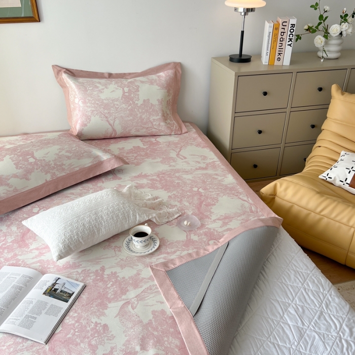 91家纺网 家纺一手货源 找家纺 时年 2022新款水洗冰露丝养生席凉席 伊纹-粉